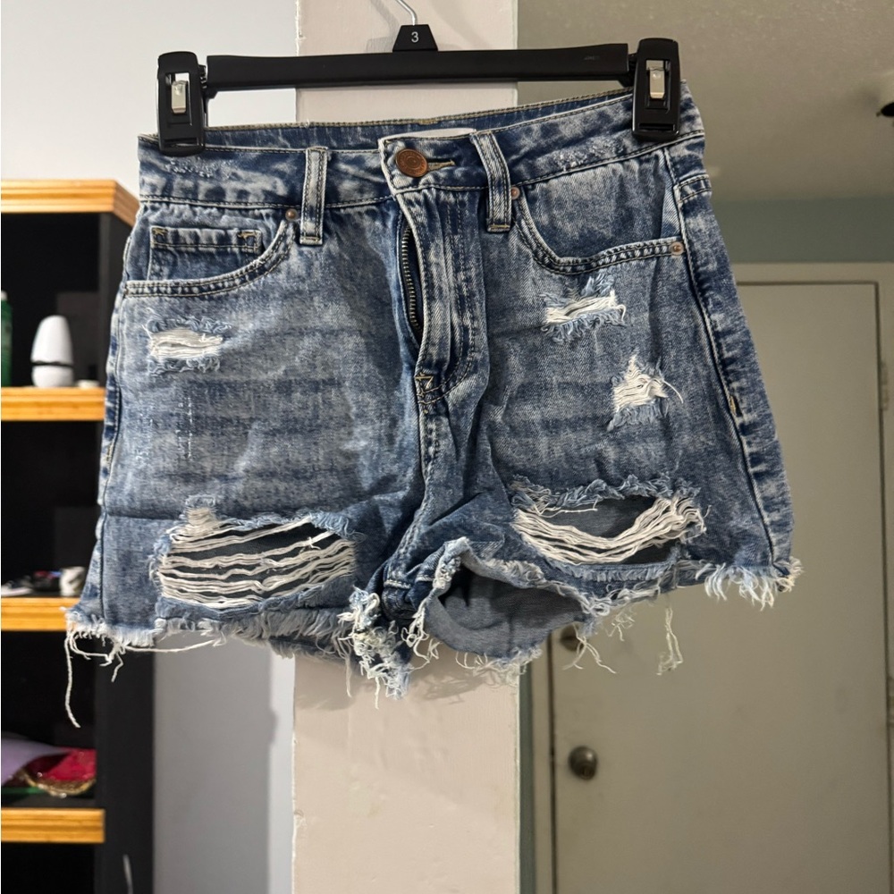 It’s a beautiful short I love it